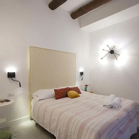 B-montedidio Konukevi