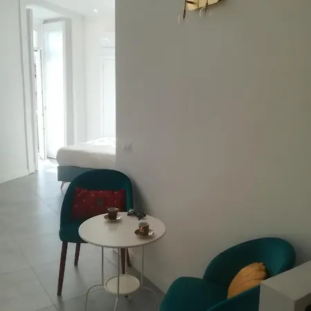 Konukevi B-montedidio Napoli